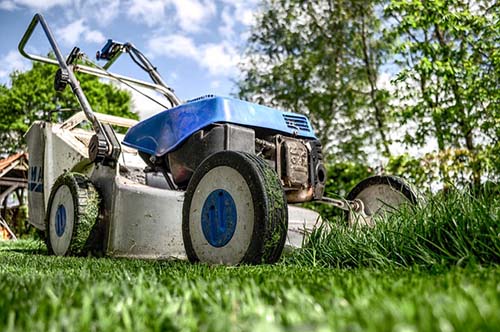 arlington-mowing-pros-lawnmower